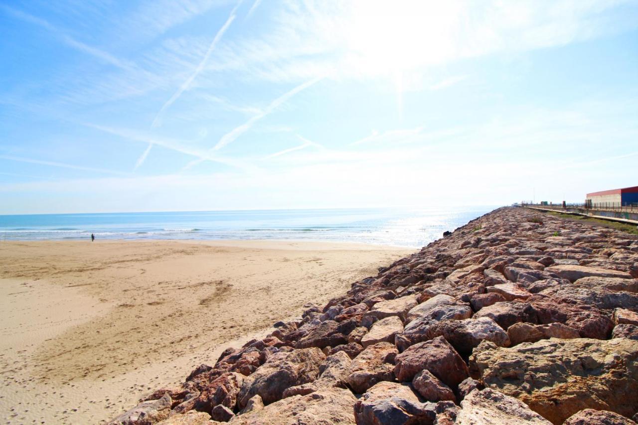 Global Properties, Bonito Apartamento En Urbanizacion Ciudad Mar Sagunto 외부 사진